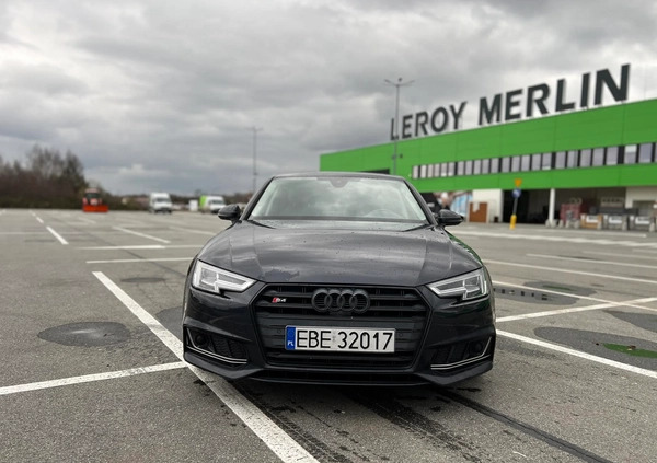 Audi A4 cena 99500 przebieg: 73410, rok produkcji 2017 z Bełchatów małe 326